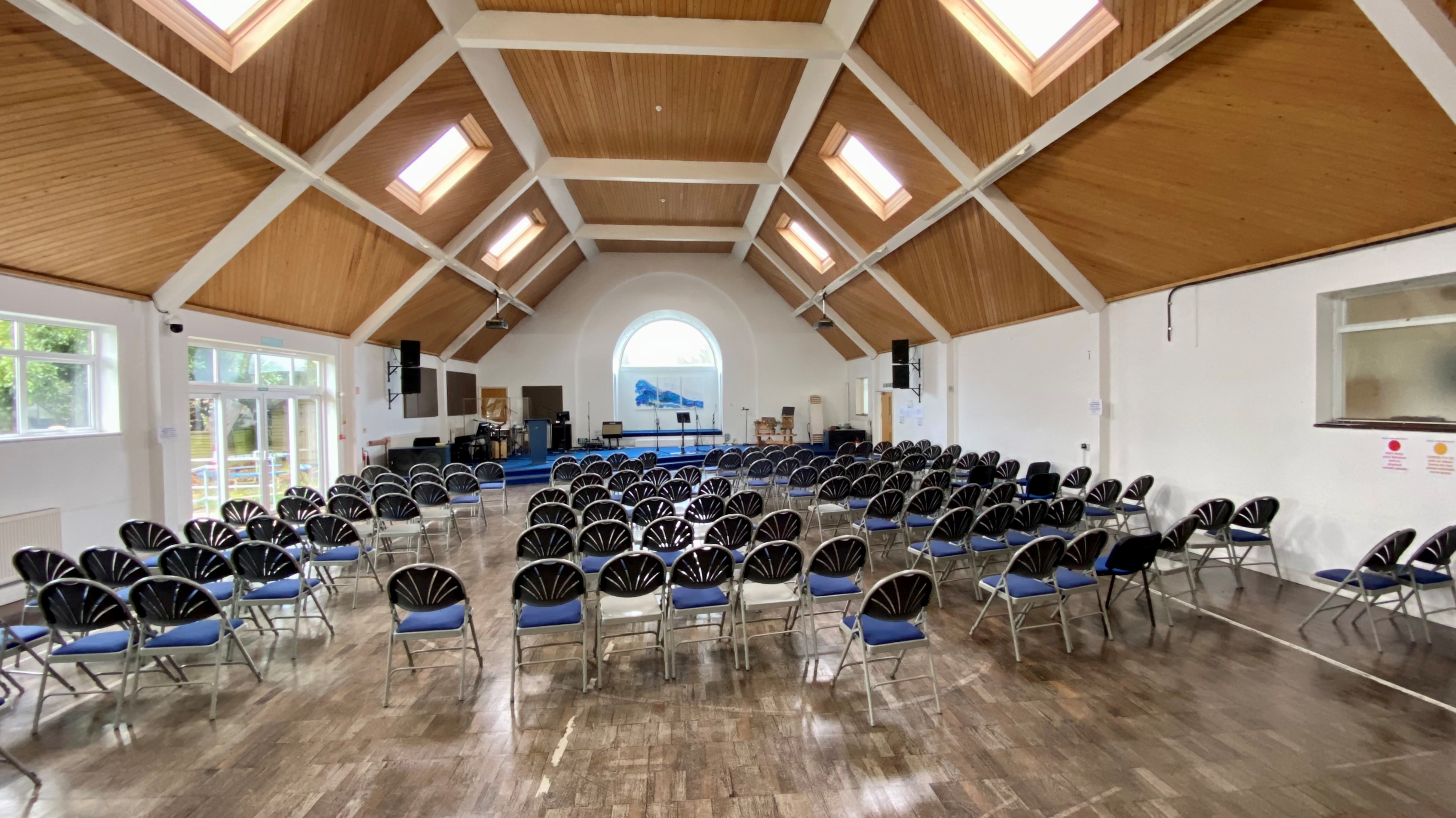 Photo of spacious main hall